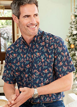 Cotton Traders Christmas Squirrel & Partridge Print Short Sleeve Soft Touch Shirt