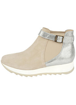 Heine Contrast Sole Ankle Boots