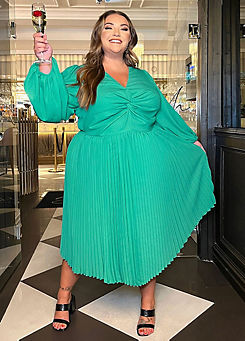 In The Style Jess Millichamp Emerald Green Twist Front Balloon Sleeve Pleated Midi Dress