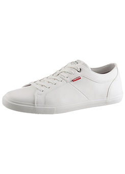 levis white pumps