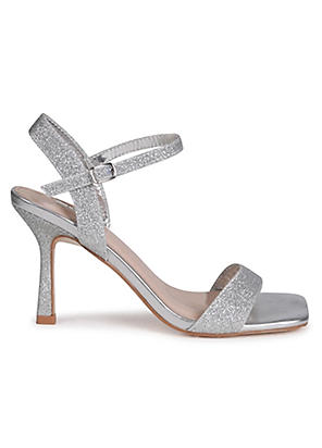 Silver glitter barely outlet there heels