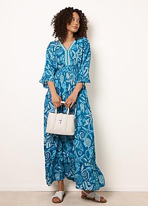 freemans ladies dresses There's nothing better than a dress that makes you feel fabulous and Ive found three! @freemans has expanded their Curve range with so many gorgeous pieces, like these 3 dresses, from much-loved