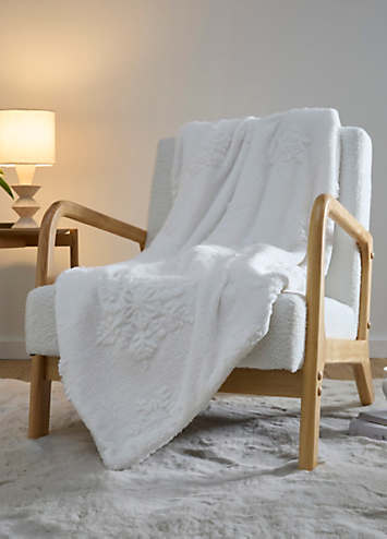 365 by Freemans Snowflake Fleece Throw | Freemans