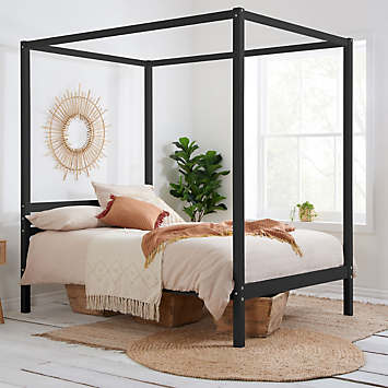 Four poster platform deals bed