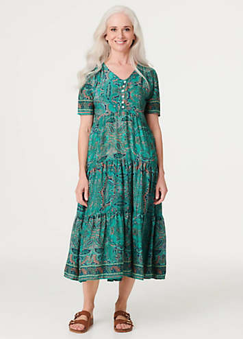 Izabel London Emerald Paisley Short Sleeve Smock Dress | Freemans Izabel London Emerald Paisley Short Sleeve Smock Dress | Freemans