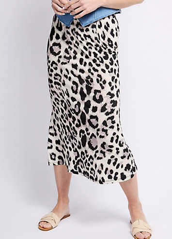 Leopard midi skirt 7 little words best sale