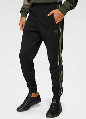 adidas black camo tracksuit