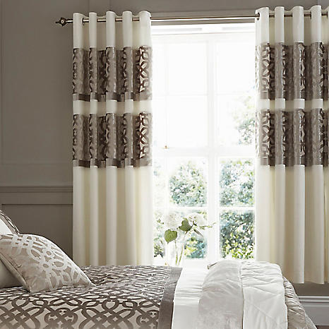 Catherine Lansfield Crushed Velvet Lined Eyelet Curtains