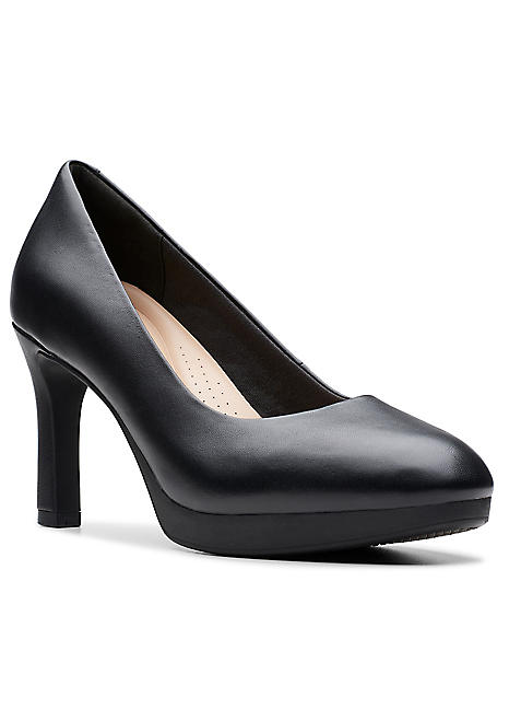 Clarks black clearance leather court shoes