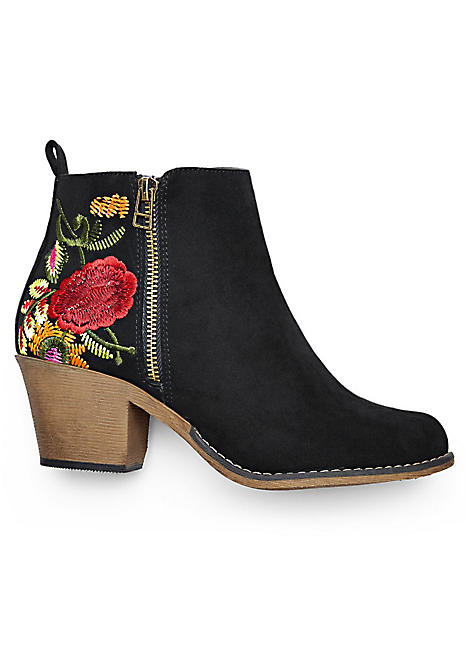embroidered chelsea boots