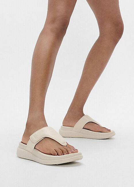 FitFlop Cream F-Mode Go Adjustable Flatform Toe-Post Sandals