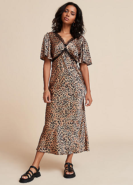 Leopard print midi dress with sleeves hotsell