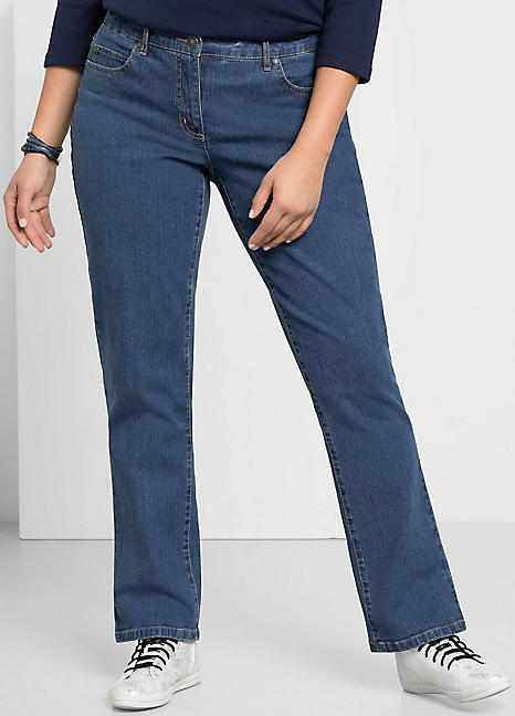 straight leg stretch jeans