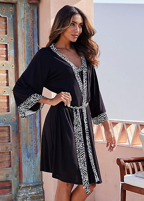 LASCANA Three-Quarter Sleeve Kimono | Freemans