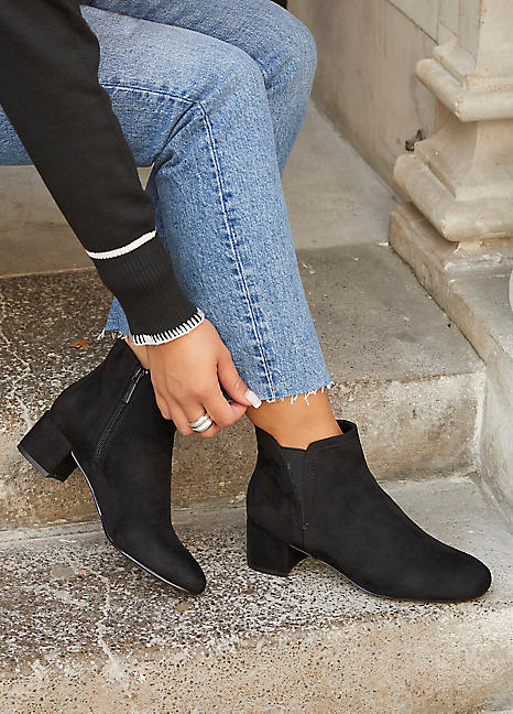 Linzi Manor Black Faux Suede Block Heeled Ankle Boots Freemans