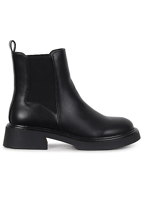 Linzi Rover Black Faux Leather Heeled Chelsea Boots