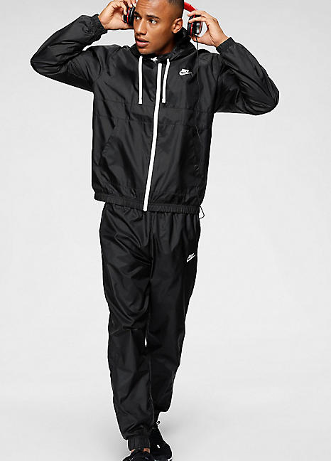 nike tracksuit hooded