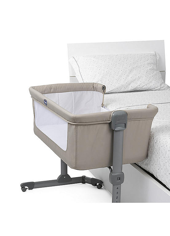 Chicco-Next2Me-Crib-Bundle~