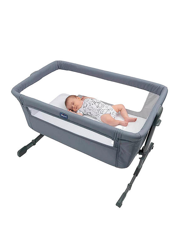 Chicco Next2Me Essential Bedside Crib | Freemans