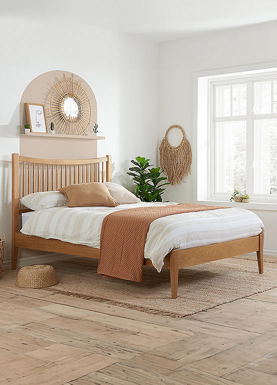 Birlea Solid Oak Berwick Bed