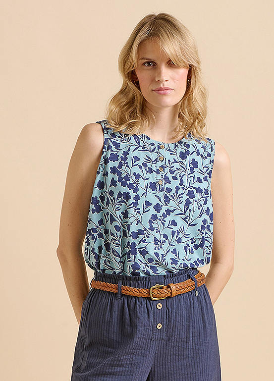 Brakeburn Woodblock Vest main image 1