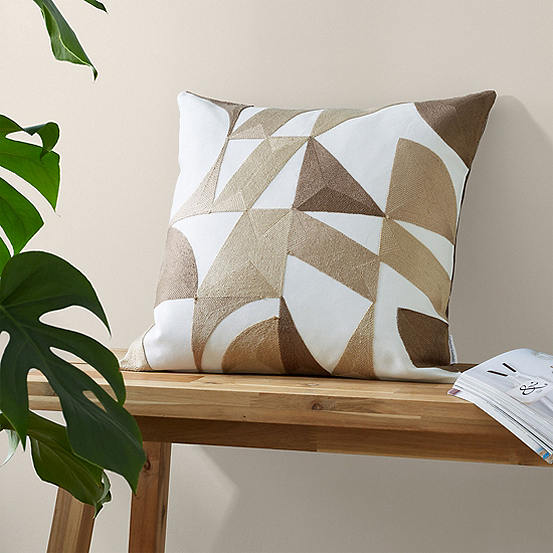 Catherine Lansfield Graphic Geo 45 x 45 cm Filled Cushion