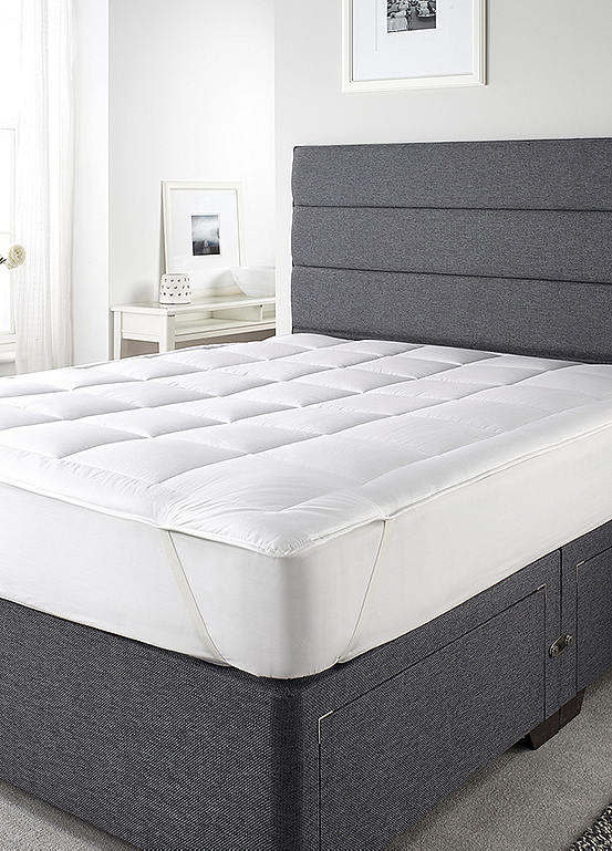 Downland Feels Like Down Topper Freemans