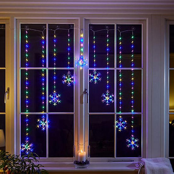 Three Kings Snowflake V Curtain String Lights in Multi Freemans