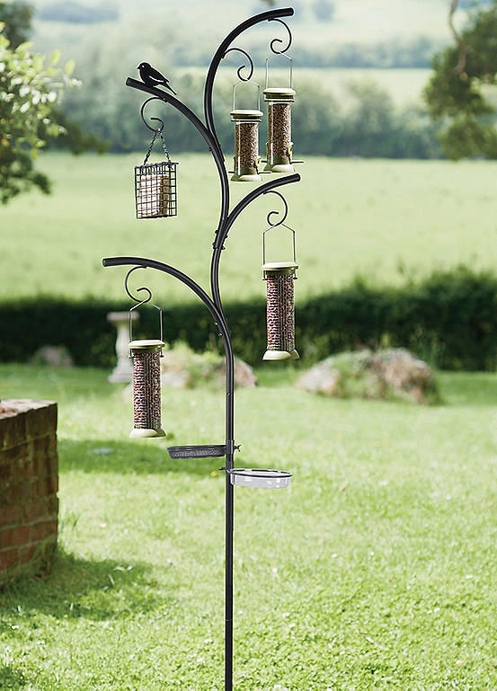 feeding stations for wild birds