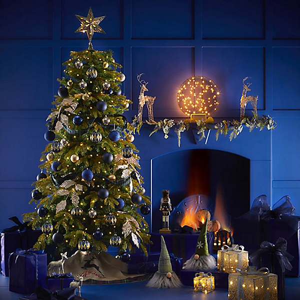 navy and gold christmas decorations