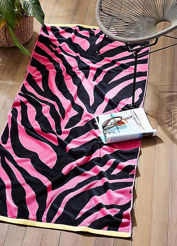 Allure Jumbo Zebra 100% Cotton Beach Towel Freemans