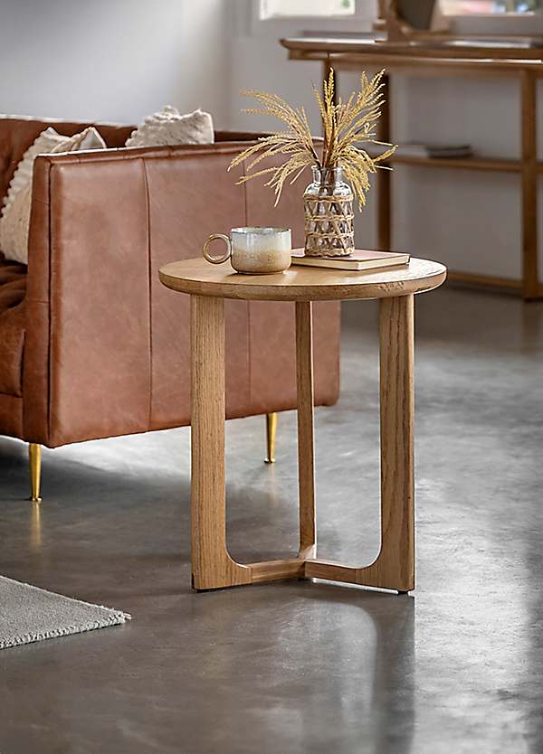 Chic Living Craft Side Table
