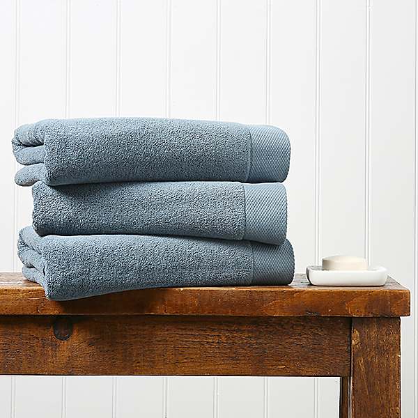 Christy Luxe Bath Towels Collection in Surf Green