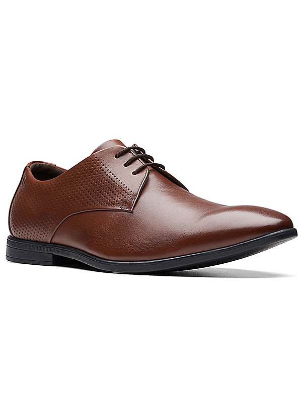 Clarks tan deals formal shoes