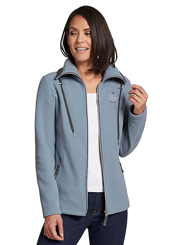 collared fleece