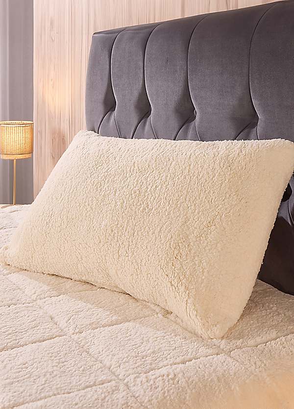 Downland hotel collection pillows best sale