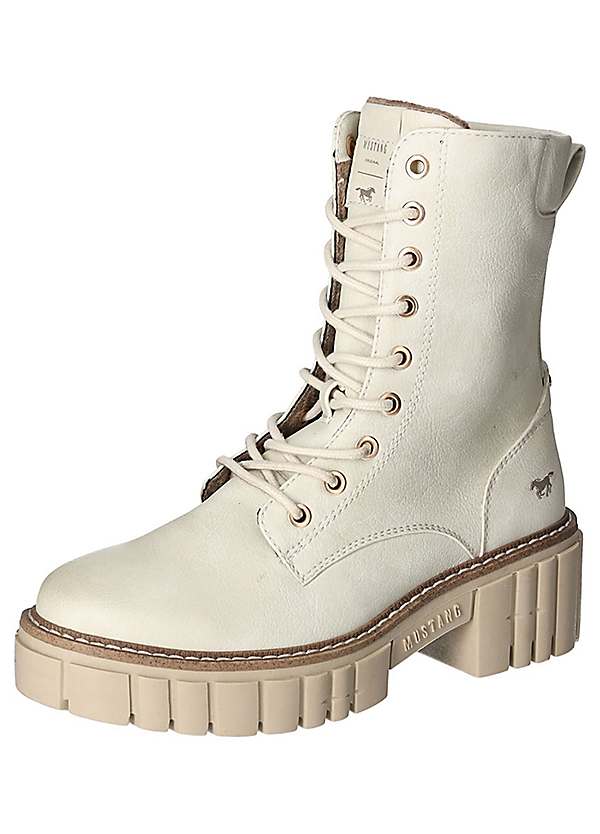 Mustang Lace-Up Boots Freemans