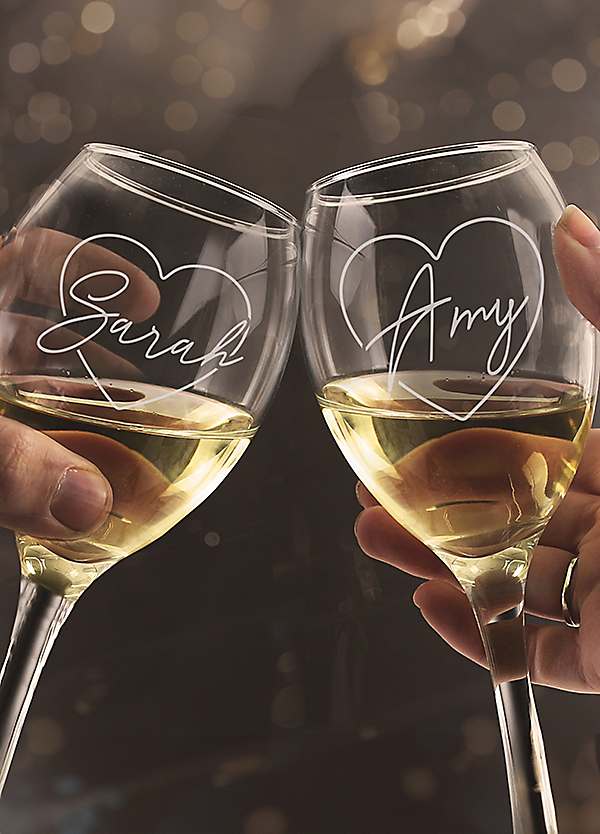 Personalised Memento Personalised Heart Wine Glass Set | Freemans