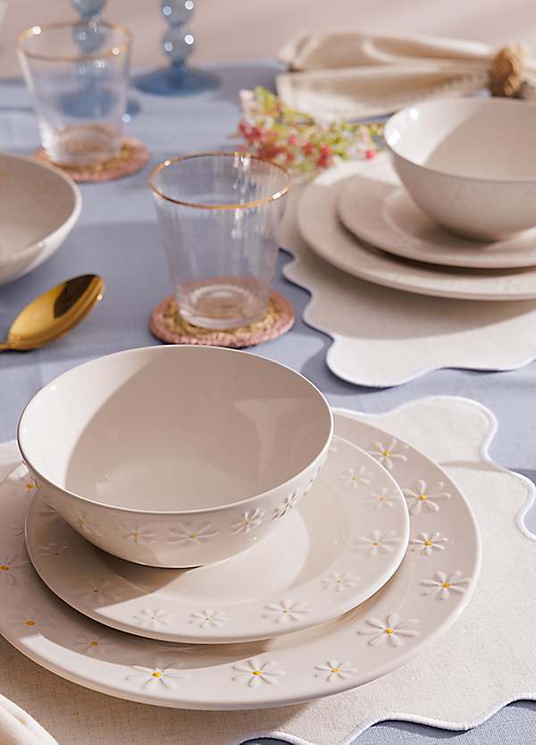 Price Kensington Daisy 12 Piece Dinner Set Freemans