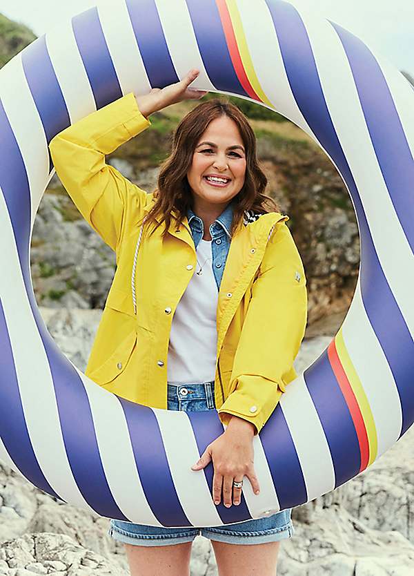 Regatta on sale yellow coat