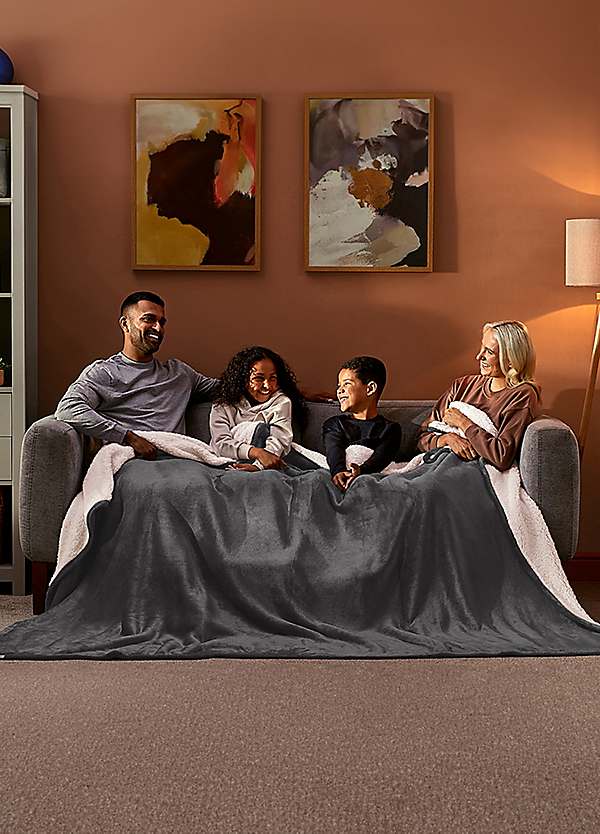 Silentnight Snugsie Family Super Giant Teddy Fleece Blanket