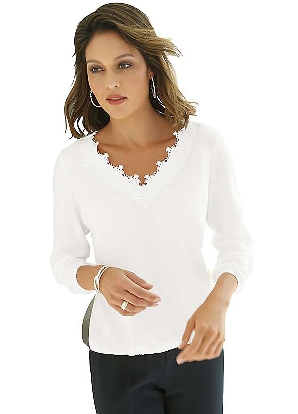 Lace Trim V-neck Long Sleeve Top