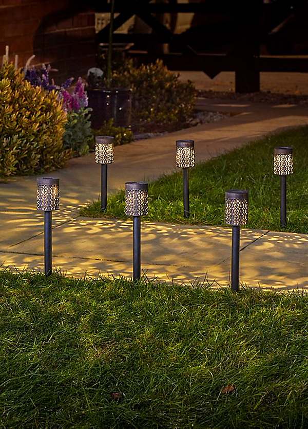 Freemans deals solar lights