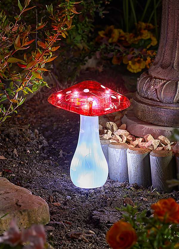 Solar mushroom deals landscape lights