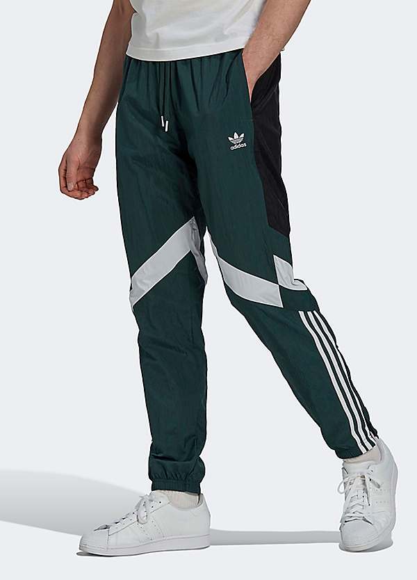 Trendy discount adidas pants