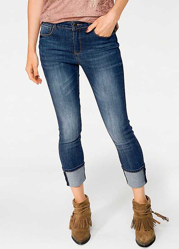 Ashley Brooke Bodyform Cropped Straight Leg Jeans Ashley Brooke Bodyform Cropped Straight Leg Jeans