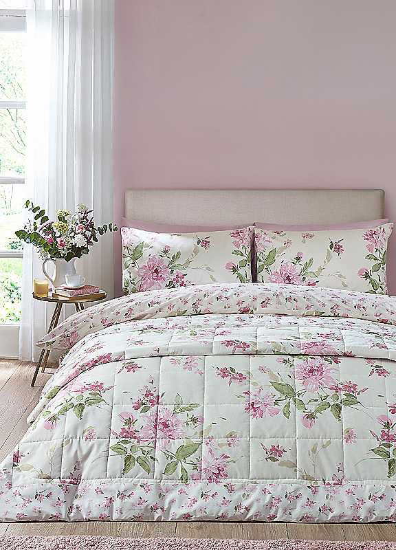 Catherine Lansfield 'Avebury Floral' Reversible Quilted Bedspread in Cream - Image 7