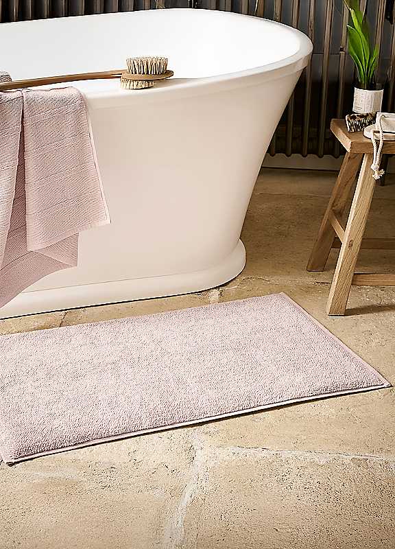 Christy Unisex Rose 'Highgate' Turkish Cotton Luxurious Bath Rugs In - Image 4