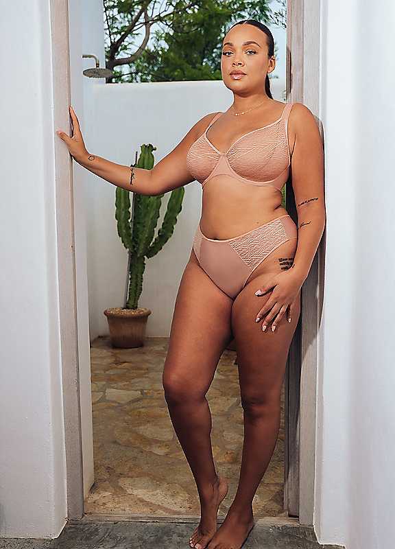 Curvy Kate Women's Beige Smoothie Lace Brazilian Brief Intimate Everyday Latte In | Size: Medium - Image 5