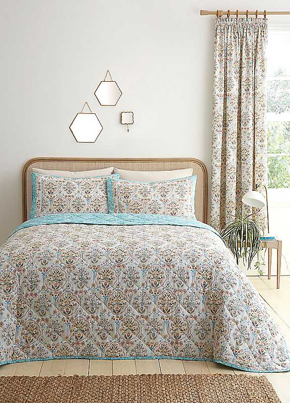 Dreams & Drapes Edena Decorative Floral Quilted Bedspread 200 x 230cm Natural – Textured Floral Design for Bedroom, Lightweight Bedspread - Image 5